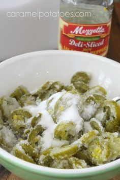 Candied Jalapenos, Pastas Recipes, Jalapeno Recipes, Pickled Veggies, Isagenix, Food List, Pickling Recipes, Party Food Appetizers, Stuffed Jalapeno Peppers