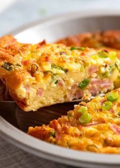 Close up of slice of Crustless Quiche Quiche Ham, Quiche Recipes Crustless, Soft Rolls, Ham And Cheese Quiche, Breakfast Quiche Recipes, Quiche Recipes Easy, Cheese Quiche, Recipetin Eats, Recipe Tin