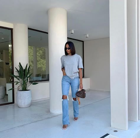 Jeans Street Style Aesthetic Summer, Emily Sanders, Charlotte Emily, Looks Chic, Mode Inspo, Looks Style, Mode Inspiration, Outfits Casuales, Cute Casual Outfits