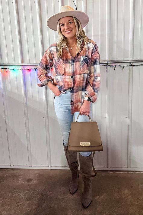 I am fresh off a recent Barn Party and doing a quick round up of my Barn Party outfit! Do you have an event coming up where you need to dress country chic? Or is this just your general style? Then these barn party outfit ideas are totally for you! Barn Party Outfit, Women's Wardrobe Essentials, Barn Party, Party Outfit Ideas, Barn Parties, Simple Casual Outfits, Amazon Influencer, Rodeo Outfits, Causal Outfits