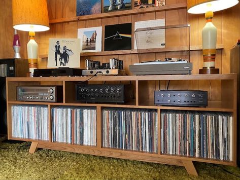 Turntable Furniture Design, Vinyl Record Furniture, Vinyl Record Room, Lp Record Storage, Turntable Furniture, Hifi Room, Audiophile Room, Hifi Furniture, Audio Cabinet