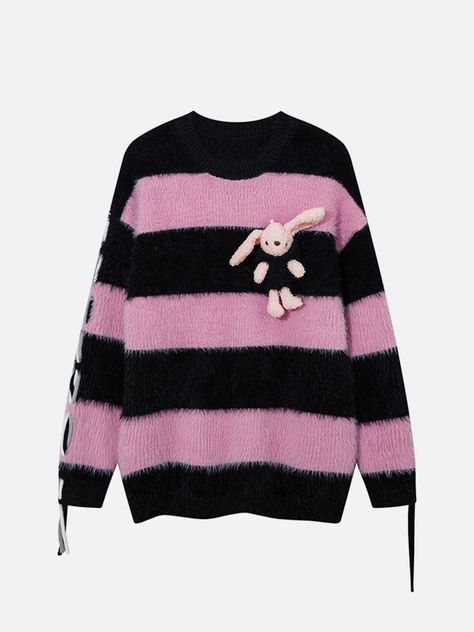 Albert Helios, Black Pink Outfit Ideas, Black Pink Outfit, Pink And Black Sweater, Pink Outfit Ideas, Fluffy Alpaca, Streetwear Fashion Outfits, Pinterest Wardrobe, Goth Clothing