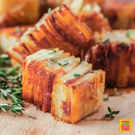 This is a MUST-HAVE party appetizer! Potato Pave with Bacon and Parmesan is a Fancy Finger Food recipe perfect to feed a hungry party crowd! Thinly sliced potatoes and bacon are layered with the most delectable combination of cream, thyme, and Parmesan, then baked until beautifully golden and crispy. To die for!! #SundaySupper #IdahoPotato #AppetizerRecipe #FancyFingerFood #PartyRecipe #BaconLovers Potato Pave, New Years Eve Menu, Layered Potato, How To Make Potatoes, Parmesan Recipes, Party Appetizer, Finger Food Appetizers, Sliced Potatoes, Appetizers For Party