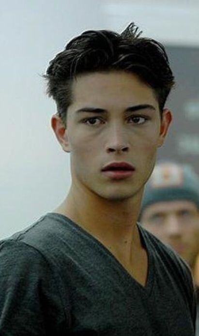 Straight Men Hairstyles, Francisco Lachowski Hairstyle, Chico Haircuts, Chico Lachowski Hairstyle, Rough Hairstyles For Men, Chico Lachowski Haircut, Male Hairstyles Short Straight, Chico Lachowski Hair, Mens Hairstyles Straight Hair Short