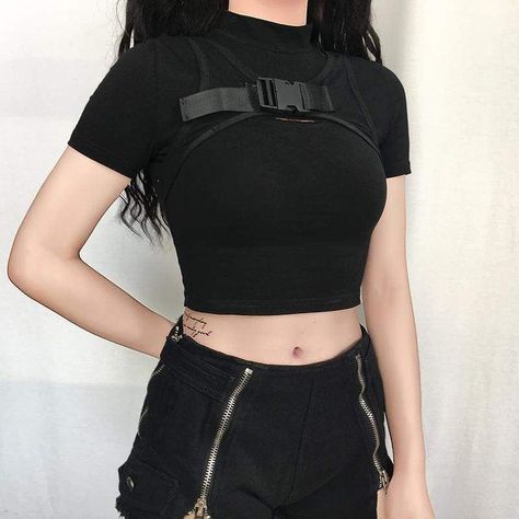 1714726c817af50457d810aae9d27a2edesc52982097ri Gothic Cyberpunk, Cyberpunk Mode, Egirl Clothes, Cyberpunk Fashion, Mode Inspo, Goth Outfits, Alternative Outfits, Kpop Fashion Outfits, Vogue Fashion