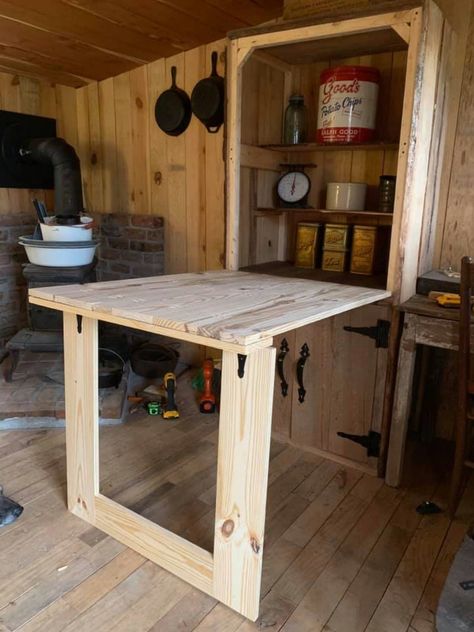 Small Cabin Interiors Rustic, Rustic Tiny House Cabin, Cabin Interiors Rustic, Small Cabin Interiors, Rustic Tiny House, Foldable Furniture, Pallet House, Shed To Tiny House, House Cabin