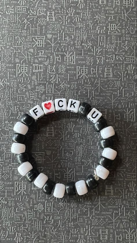 Clay Bead Bracelet Ideas Emo, Clay Bead Bracelet Ideas For Bf And Gf, Bracelets Emo, Emo Bracelets Diy, Rave Kandi Ideas Funny, Scene Bracelets Ideas, Emo Bracelet Ideas, Funky Bracelets, Emo Beaded Bracelets