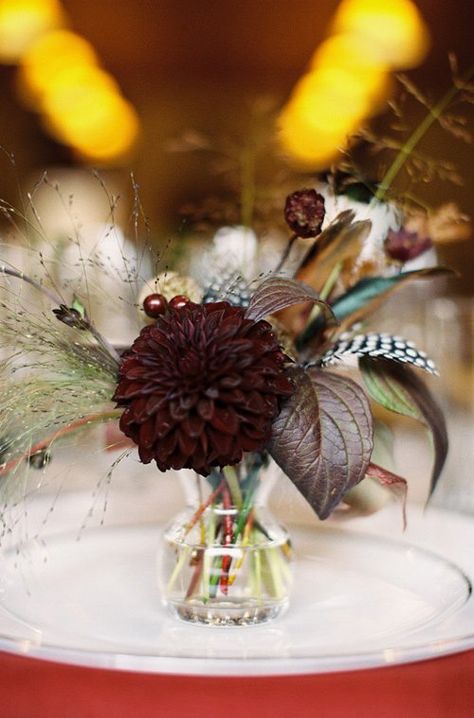 Masculine Centerpieces, Dahlia Centerpiece, Feather Centerpieces, Wedding Photo Albums, Design Sponge, Floral Centerpieces, Romantic Weddings, Colorado Wedding, Fall Floral