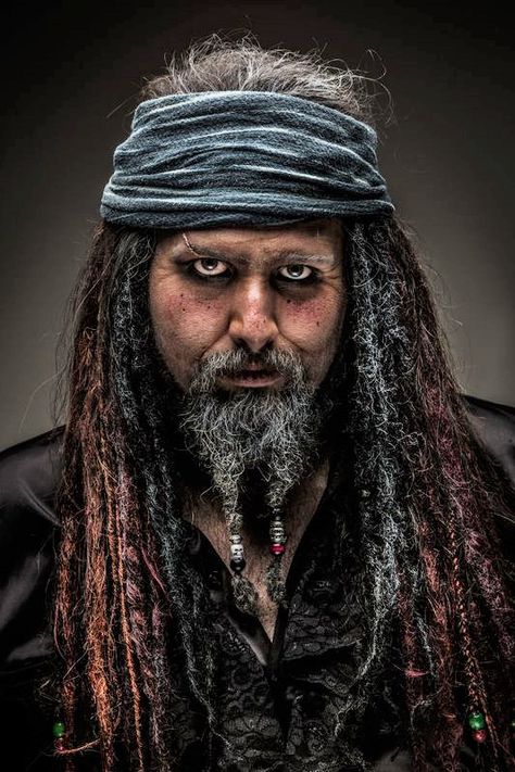 Aged Makeup, Ageing Makeup, Makeup Pirate, Pirate Hairstyles, Natty Dreads, Dread Ideas, Pirate Beard, Pirate Makeup, Pirate Hair