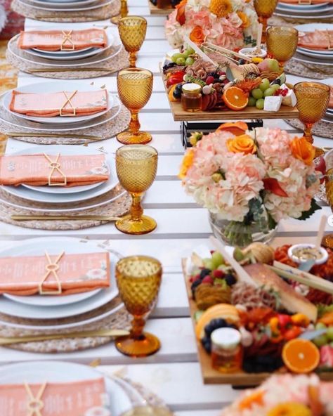 🧡 Pop of Perfection! 🧡 Our Amber Goblets bring that vibrant touch to any tablescape! A pop of color that makes all the difference. Who says elegant can't be fun? #MesazulPartyRentals #AmberGoblets #MiamiEvents Citrus Table Decor, Baby Shower Decor Ideas, Amber Goblets, Shower Decor Ideas, Wedding Goblets, Citrus Baby, Citrus Wedding, Vintage Goblets, Summer Baby Shower