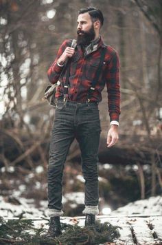 HIPSTER LUMBERJACK Guys Portrait, Lumberjack Outfit, Beard Inspiration, Adirondack Cabin, Beard Styling, Lumberjack Style, Lumber Jack, Morning Wood, Estilo Hipster