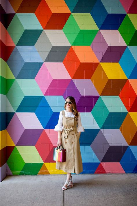 Dallas Multicolor Geometric Wall Colourful Wall Painting Ideas, Geometric Mural Art, 3d Wall Art Painting, Street Wall Painting Ideas, Wall Murals Geometric, Colorful Mural Wall, Colourful Wall Painting, Geometric Wall Painting, Geometric Mural