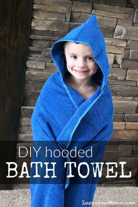 Just look at this cute, easy DIY Hooded Bath Towel! It is a perfect sewing project for beginners. You can create one today for a sweetheart in your life! Diy Hooded Towel, Hooded Towel Tutorial, Diy Towels, Baby Bath Towel, Amazing Crafts, Hooded Bath Towels, Hooded Baby Towel, Pinterest Group, Sewing Projects For Kids