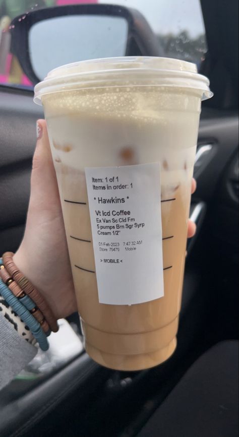 Venti Iced Coffee, Vanilla Sweet Cream Cold Foam, Sweet Cream Cold Foam, Vanilla Sweet Cream, Cream Cold Foam, Vanilla Iced Coffee, Cold Starbucks Drinks, Iced Starbucks Drinks, Healthy Starbucks Drinks