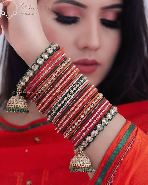 Indian bangles Colourful Bangles, Designer Bangles, Silk Bangles, Bridal Jewellery Inspiration, Thread Bangles Design, Colorful Bangles, Perhiasan India, Indian Bridal Jewelry Sets, Bridal Jewelry Vintage