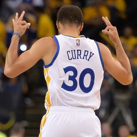 Steph Curry Icon, Steph Curry Pfp, Curry Icon, Curry Tattoo, Steph Curry Jersey, Stephen Curry Jersey, Stephen Curry Wallpaper, Nba Warriors, Curry Wallpaper