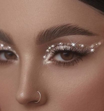 EUPHORIA MAKEUP INSPO | RINESTONE MAKEUP Glam Makeup For Round Face, Euphoria Make Up Looks, Angelcore Makeup, Evening Eye Makeup, Maquillage On Fleek, Euphoria Makeup, Rhinestone Makeup, Flot Makeup, Eye Makeup Pictures