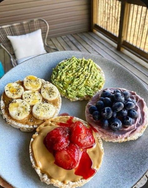 Healthy Small Meals, Healthy Breakfast Food Ideas, Healthy Lunch Snacks, Healthy Food Inspiration, Healthy Filling Snacks, Healthy Food Dishes, Healthy Food Motivation, Healthy Lifestyle Food, Healthy Sweets Recipes