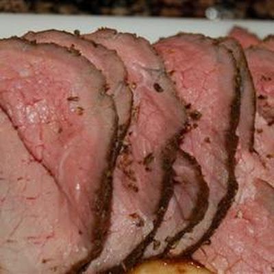 Poor Man's Prime Rib, Eye of Round Roast @keyingredient #easy #delicious Eye Of Round, Metabolism Diet, Cooking A Roast, Round Roast, Roast Recipe, Fast Metabolism, Think Food, Prime Rib, Roast Recipes