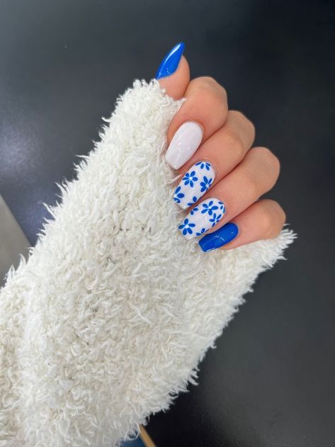 Manikur Kuku, Spring Acrylic Nails, Broken Nails, Summery Nails, Dots Nails, Summer Acrylic Nails, Nagel Inspo, Dipped Nails, Pretty Acrylic Nails