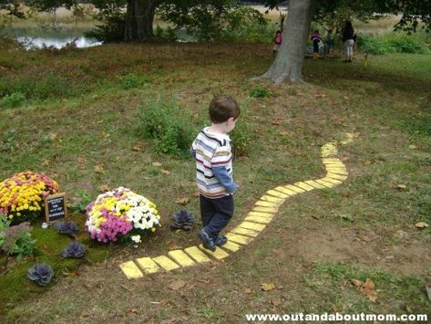 YellowBrickRoad Children Garden, Outdoor Play Areas, Coops Diy, Garden Idea, Diy Projects For Beginners, Children's Garden, Perfect Garden, Real Plants, Gardening For Kids