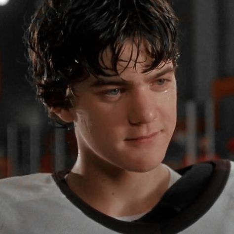 D2 The Mighty Ducks, Charlie Conway, Josh Jackson, 60s Men, Pacey Witter, 90s Actors, 80s Men, Mighty Ducks, Ideal Boyfriend