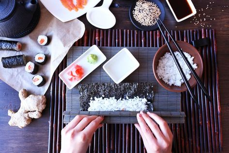 What You Need to Make Sushi at Home | The Discoverer Sushi Making Kit, Sushi Kit, Sushi Ingredients, Bamboo Rice, Sushi Master, Sushi Making, Types Of Sushi, Sushi At Home, Diy Sushi