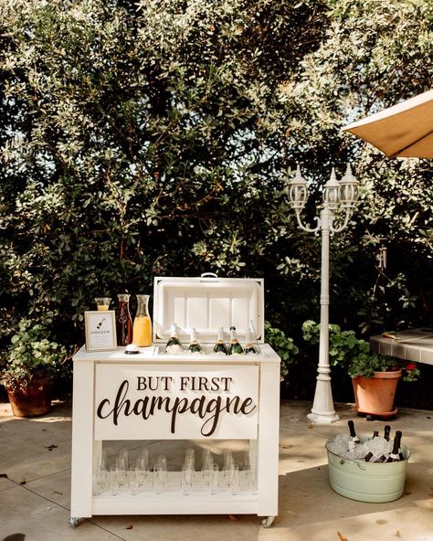 CROWNED RENTALS on Instagram: “TGIF 🥂 Item used: white champagne cart Design and Rentals: @crownedrentals Balloons: @markandcrafts Florals: @prettysweetdeets…” Diy Champagne Cart, Diy Party Rental Items, Champagne Cart Ideas, Champagne Cart Wedding, Margarita Cart, Wedding Rental Ideas, Wedding Rental Business, Diy Party Rentals, Party Rental Business Ideas