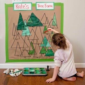 Christmas Painting Activity - Busy Toddler Best Christmas Books, Pine Tree Art, Boat Crafts, Easy Toddler Activities, Farm Paintings, Farm Activities, Christmas Tree Art, Painting Activities, Christmas Painting