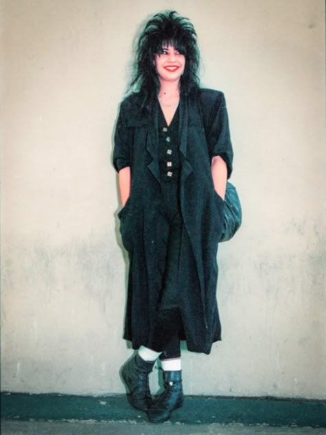 80s Real Fashion, 1980s Goth Aesthetic, 80s Witch Outfit, 70s Emo Fashion, Alternative 70s Fashion, Alt 90s Fashion, 90s Goth Outfits Grunge, New Wave Goth Fashion, 80s Trad Goth Fashion