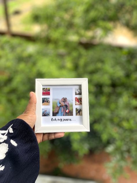 Photo frame Mini Frame Background, Google Photo Frame, Small Photo Frame Ideas, Mini Letters Diy, Birthday Gift Frame Ideas, Mini Frames Ideas Aesthetic, Single Photo Frame Ideas, Mini Frame Photo, Cute Photo Frame Ideas