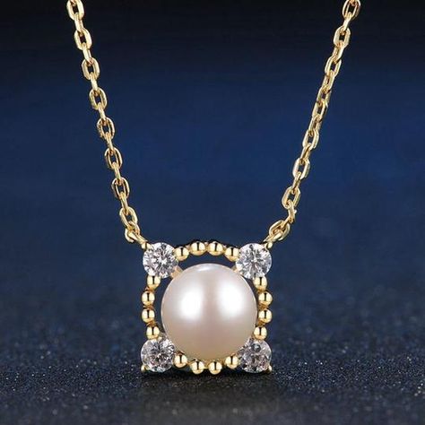 Discover our online collection of ladies necklaces from Huge Tomato. Shop unique baroque pearl necklaces to handmade layered chokers and pendants. Leather Choker Collars, Necklaces Long, Dainty Pearl Necklace, Necklaces Pearl, Pearl Drop Necklace, Pearl And Diamond Necklace, Diamond Necklace Designs, Layered Chokers, White Pearl Necklace