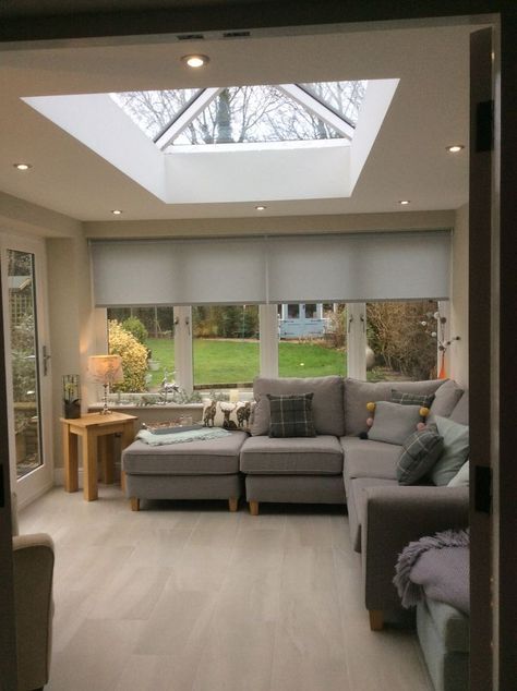 Orangery Interior Decor, Orangery Extension Living Room, Open Plan Kitchen Dining Room Conservatory, Snug Extension Ideas, Garden Room Extensions Interior, Conservatory Living Room Ideas, Traditional Extension Ideas, Conservatory Lounge Ideas, Conservatory To Extension