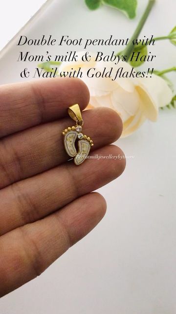 Baby Girl Gold Chain Designs, Baby Gold Jewellery, Kids Jewelry Gold, Latest Gold Design, Nail With Gold, Malabar Jewellery, Breastfeeding Jewelry, Breastmilk Pendant, Breastmilk Necklace