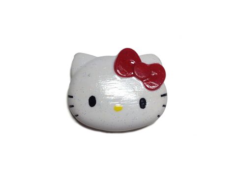 Hello Kitty.Made with Polymer clay Hello Kitty Clay Charm, Hello Kitty Clay Art, Hello Kitty Polymer Clay, Clay Hello Kitty, Hello Kitty Clay, Hello Kitty Pinata, Diy Hello Kitty, Hello Kitty Gifts, Hello Kitty Crochet