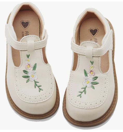 Flat Cute Shoes, Toddler Girl Dress Shoes, Shoes For Girl, Mary Janes Shoes, Shoes Oxford, Flower Girl Shoes, Girls Dress Shoes, Girls Flats, Shoes For Kids