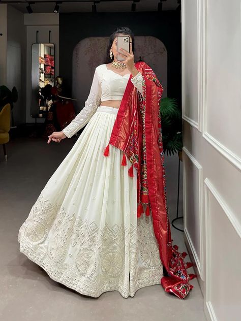 Inayakhan Lehenga Choli Collection – Page 2 – Inayakhan Shop Latest Traditional Dresses, White Lehenga Choli, Indian Bridesmaid Dresses, Simple Lehenga, White Lehenga, Trendy Outfits Indian, Georgette Lehenga, Real Images, Lehenga Designs Simple