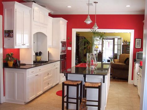 One HGTV fan combined three rooms in her 95-year-old cottage to create this bold red kitchen. Red Kitchen Walls, Best Kitchen Colors, Red And White Kitchen, Interior Dapur, Kitchen Theme, Red Kitchen Decor, Kitchen Design Color, Kabinet Dapur, Kitchen Wall Colors