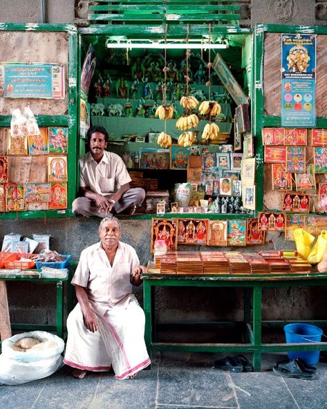 Sri Lanka Holidays, Street Photography People, Weather In India, Ladakh India, India Street, Food Tourism, Backpacking India, Amazing India, Street Vendors