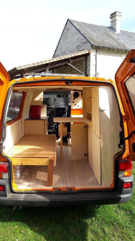 Epic 18 Simple Affordable Camper Van Conversion https://camperlife.co/2019/09/05/18-simple-affordable-camper-van-conversion/ In a van you have whatever you require, wherever you're, and you may go wherever you would like. It may also be a whole lot less expensive than purcha... Kombi Trailer, Kangoo Camper, Campervan Bed, Volkswagen T4, Auto Camping, Kombi Home, Bed Platform, Van Life Diy, Combi Vw