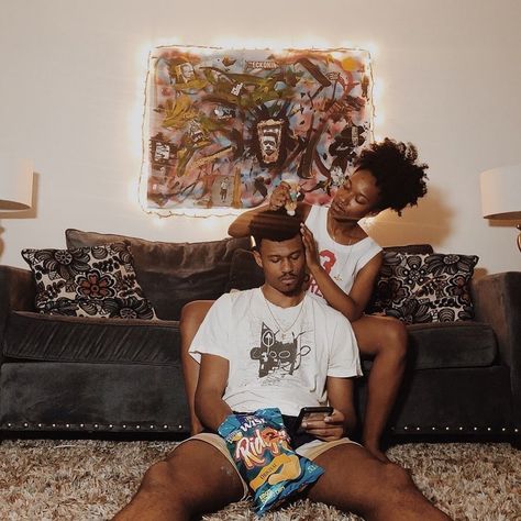 Look 80s, Couple Noir, Arte Do Hip Hop, Black Relationship Goals, Couple Style, Black Couple, Black Photography, Black Love Couples, Black Couples Goals