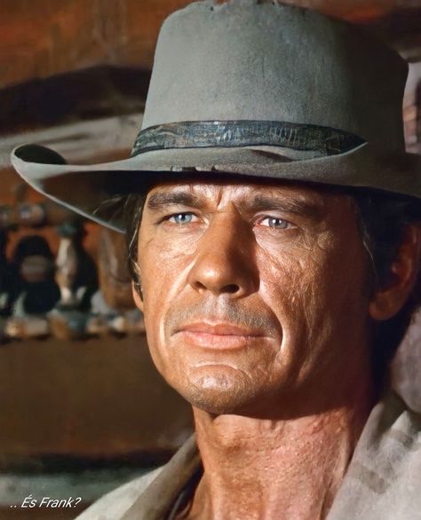 Clint Eastwood Cowboy, Actor Charles Bronson, Old Western Actors, Charles Bronson, Actors Male, Spaghetti Western, Hard Men, Classic Movie Stars, Hollywood Legends