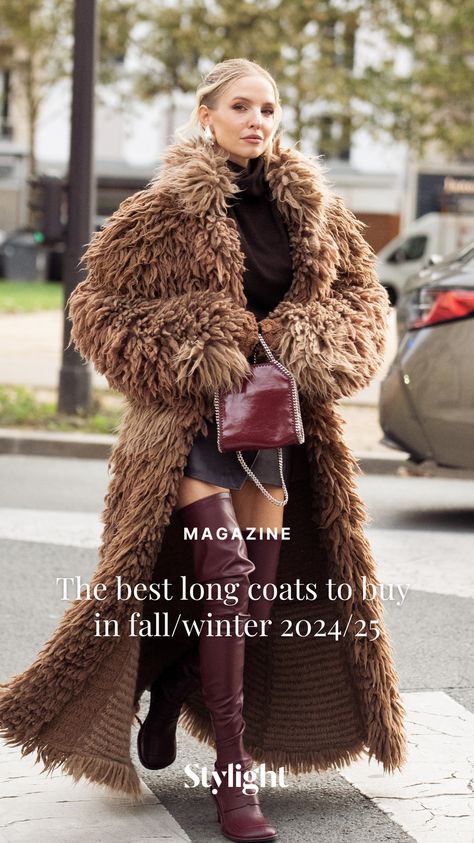 The best long coats for Fall/Winter 2024/25 are here, featuring ankle / floor-length designs perfect for staying warm. This season’s outerwear combines comfort with the cool-girl edge, making long coats the top trend. Discover the best styles to elevate your winter wardrobe: Long puffer coat, oversized wool coat, tailored wool coat, maxi trench coat, fluffy faux fur coat, long leather coat, long black coat

#LongCoats  #WinterStyle #WinterCoats #CoatTrends #Outerwear #Fashion2024 #WinterWardrobe How To Wear Long Coats Winter, Winter Coat 2024 Trends, Ankle Length Coat, Winter Coats 2024 Women, Long Faux Fur Coat Outfit, Coat 2024 Trend, 2024 Coat Trends, Coat Trends 2024, 2024 Fall Winter Fashion Trends