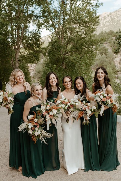 Flowers For Emerald Green Wedding, Terra Cotta And Emerald Green Wedding, November Wedding Emerald Green, Green Bridesmaid Dress Bouquet, Emerald Green Orange Wedding, Emerald Bridesmaids Dresses, Fall Emerald Wedding, Green Wedding With Pop Of Color, Green Wedding Astethic