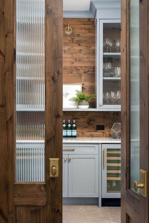 Inspiration: the mysteriously seductive reeded glass – liznylon designs Desain Pantry Dapur, Pantry Interior, Kitchen Pantry Doors, Beautiful Pantry, Dining Room Renovation, Glass Pantry Door, Glass Pantry, Desain Pantry, Pantry Cabinets