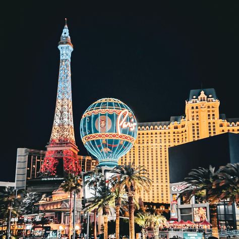 Soft Glow . Nestled amidst the glitz and glamour of the Las Vegas Strip, I found myself transported to the romantic streets of Paris as I stood in awe of the iconic Paris hotel complex. 🇫🇷 From the majestic Eiffel Tower piercing the sky to the whimsical Paris hotel balloon sign illuminating the night, every detail exudes the charm and allure of the City of Light. . In this enchanting moment, surrounded by the hustle and bustle of the city, I couldn’t help but marvel at the seamless blend of F... Balloon Sign, Paris Las Vegas, Vegas Theme, Paris Hotel, Streets Of Paris, Glitz And Glamour, Las Vegas Hotels, Vegas Strip, Las Vegas Strip