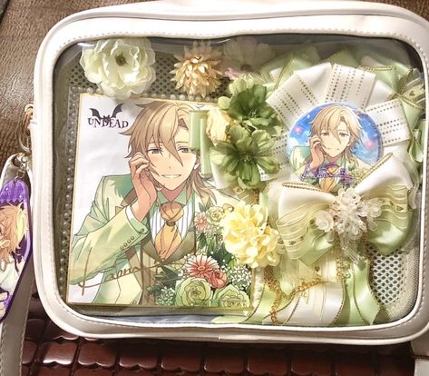 Itabag Enstars, Itabag Ideas, Ita Bag Ideas, Ita Bag, Clutter Core, Anime Bag, Kpop Diy, Otaku Room, Bag Display