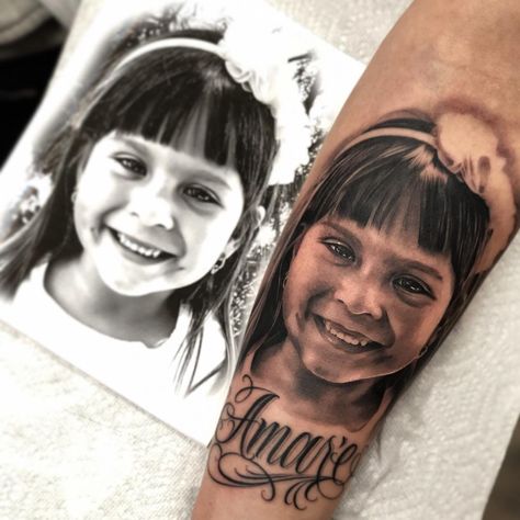 Face Portrait Tattoo, Portrait Tattoo Ideas, Potrait Tattoo, Really Bad Tattoos, David Tattoo, Tattoo 2024, Tattoo Portrait, Portrait Tattoos, Tattoo Face