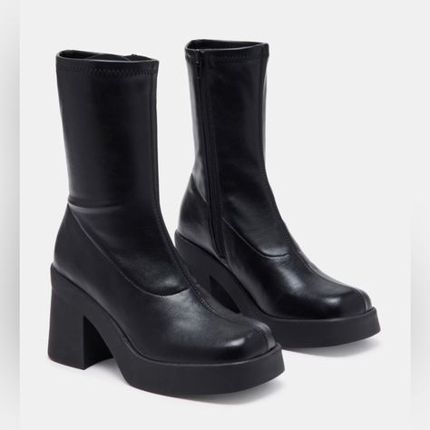 Steve Madden Klayton Boot Black W 9.5 Nwt Swaggy Shoes, Hogwarts Outfits, Shoe Wishlist, Dorm Posters, Shoes Steve Madden, Steve Madden Boots, Shoes Brand, Steve Madden Shoes, Hogwarts