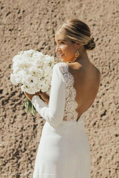 Timeless wedding dress elegant